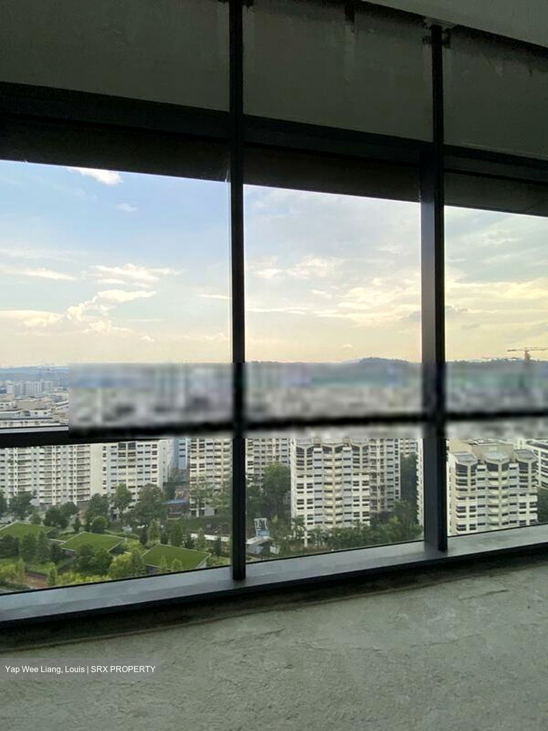 Woods Square (D25), Office #460756811